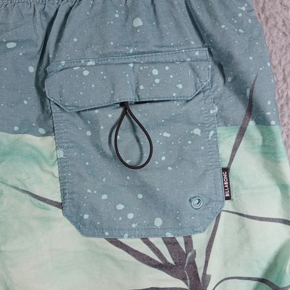 Billabong Laybacks Board‎ Shorts Tropical Teal Green Palm Print Mens Size XL